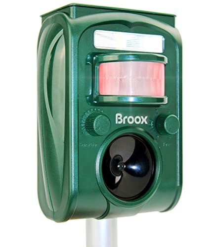 Broox 2026 Upgraded Solar Animal Repellent, Cat Repellent Outdoor, Squirrel Repellent, Deer Repellent, Ultrasonic pest Repeller, Waterproof IP 65, Motion Detection, Dog, Raccoon, Skunk, Rabbit, Rodent